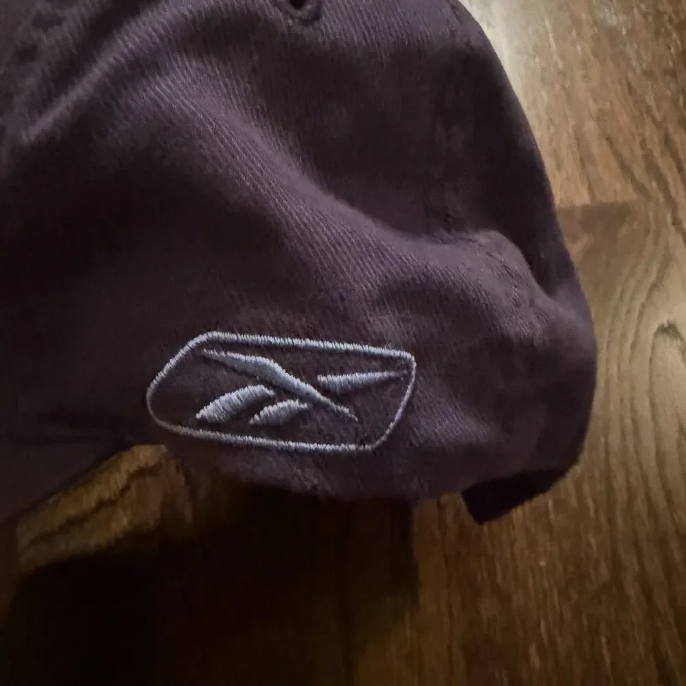 Reebok Tennessee TitansNFL Sword Logo NavyBaseball Cap